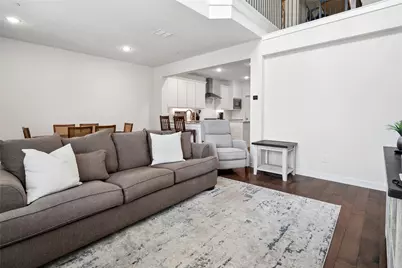 536 Ballustrade Drive, Irving, TX 75039 - Photo 8