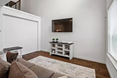 536 Ballustrade Drive, Irving, TX 75039 - Photo 8
