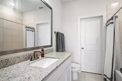536 Ballustrade Drive, Irving, TX 75039 - Photo 24