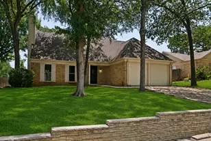 1706 Acorn Dr, Euless, TX 76039 - Photo 1