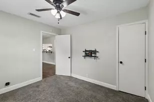 1613 Dale Pl, Irving, TX 75061 - Photo 18
