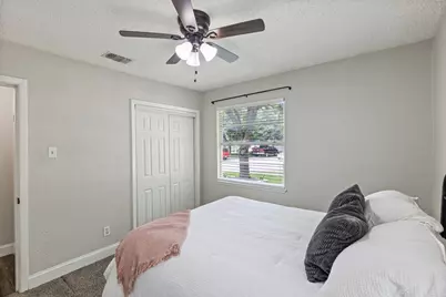 1613 Dale Place, Irving, TX 75061 - Photo 12
