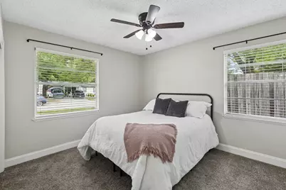 1613 Dale Place, Irving, TX 75061 - Photo 6