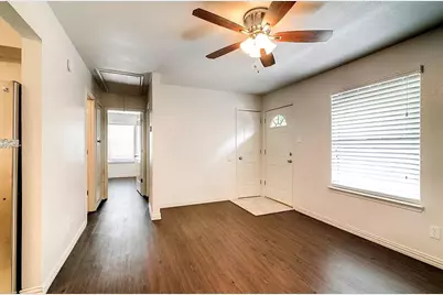 2708 Livingston Avenue, Fort Worth, TX 76110 - Photo 6
