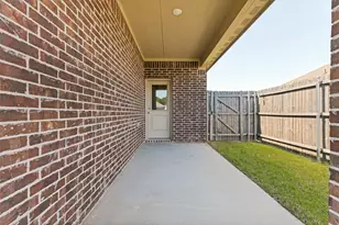 1237 Almond Rd, Azle, TX 76020 - Photo 22