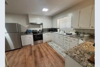 830 N Harbin Drive, Stephenville, TX 76401 - Photo 18