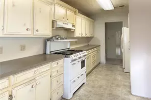 1332 Florea St, Graham, TX 76450 - Photo 12