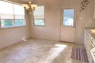 1332 Florea St, Graham, TX 76450 - Photo 10