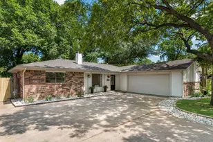 203 Sunset Ct, Arlington, TX 76013 - Photo 2