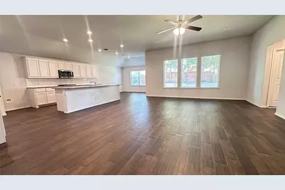 3977 Winding Hollow Drive, Grand Prairie, TX 75052 - Photo 4