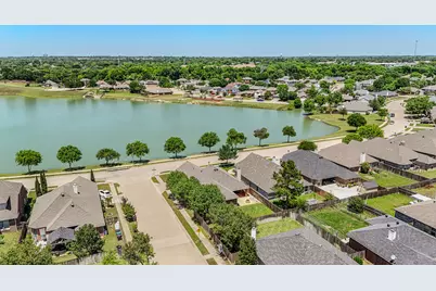8552 Lake Springs Trail, Fort Worth, TX 76053 - Photo 32