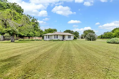 3041 Field Street, Haltom City, TX 76117 - Photo 2