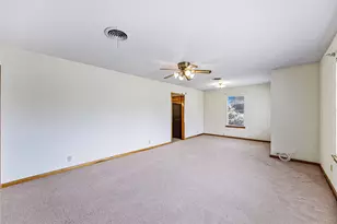 3041 Field St, Haltom City, TX 76117 - Photo 6