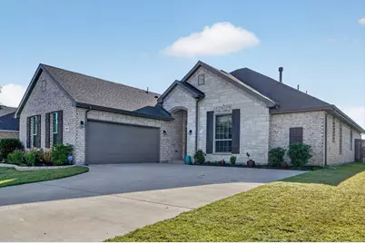 3667 Hidden Hollow Drive, Grand Prairie, TX 76065 - Photo 4
