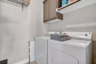 3667 Hidden Holw Dr, Grand Prairie, TX 76065 - Photo 10