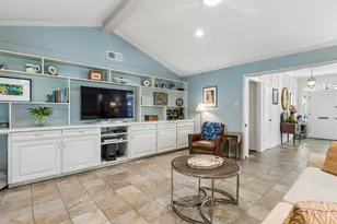 11122 Candlelight Ln, Dallas, TX 75229 - Photo 12
