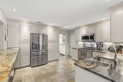 11122 Candlelight Lane, Dallas, TX 75229 - Photo 14