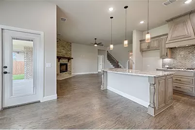 521 Livia Street, Burleson, TX 76028 - Photo 10