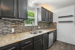 302 Young Dr, Allen, TX 75002 - Photo 8
