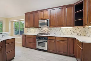1316 Valley Stream Dr, Wylie, TX 75098 - Photo 6