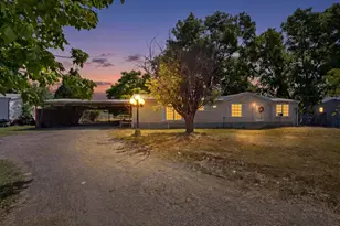154 Shelby Cir, Red Oak, TX 75154 - Photo 1