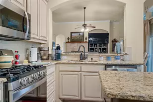 105 Daisey Ln, Justin, TX 76247 - Photo 12