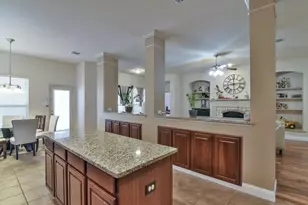 2705 Fox Creek Trail, Arlington, TX 76017 - Photo 14