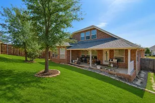 2705 Fox Creek Trail, Arlington, TX 76017 - Photo 28