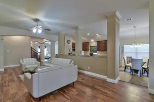 2705 Fox Creek Trail, Arlington, TX 76017 - Photo 10