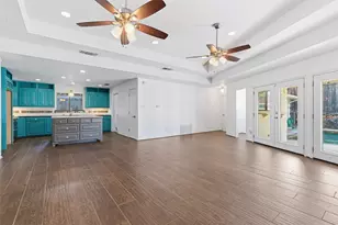 2201 Mistletoe Blvd, Fort Worth, TX 76110 - Photo 22