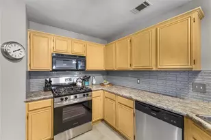 231 Juniper Ridge Cir, DeSoto, TX 75115 - Photo 10