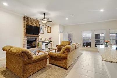 2401 Southridge Lane, Sherman, TX 75092 - Photo 14