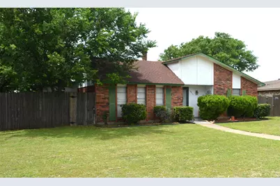 9615 Sophora Circle, Dallas, TX 75249 - Photo 2