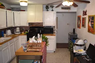 9615 Sophora Cir, Dallas, TX 75249 - Photo 6