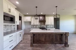 725 Cheyenne Trail, Trenton, TX 75490 - Photo 2