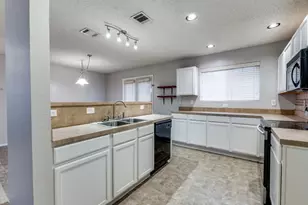 632 Condor Trail, Saginaw, TX 76131 - Photo 10