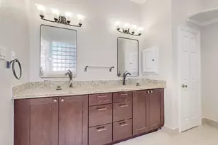 7520 Sweetgum Dr, Irving, TX 75063 - Photo 20