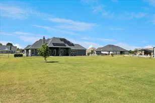 112 Friendship Wy, Boyd, TX 76023 - Photo 22