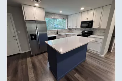 520 King Street, Burleson, TX 76028 - Photo 14
