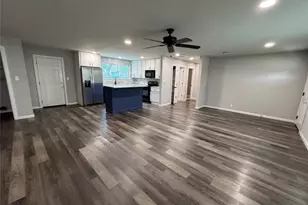 520 King St, Burleson, TX 76028 - Photo 22