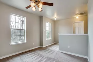 1208 Boxwood Dr, Crowley, TX 76036 - Photo 6