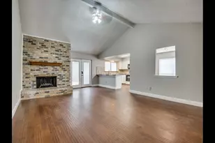 3601 Willow Ridge Dr, Arlington, TX 76017 - Photo 2