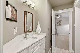 10118 Medlock Dr, Dallas, TX 75218 - Photo 16