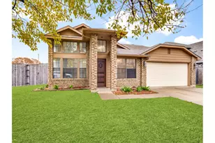 6501 Topaz Dr, Arlington, TX 76001 - Photo 1