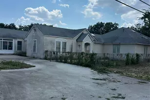 125 W 2nd St, Rhome, TX 76078 - Photo 1