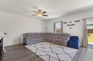 1508 Ancer Wy, Fort Worth, TX 76052 - Photo 6