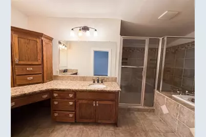 3919 Houston Street, Greenville, TX 75401 - Photo 14