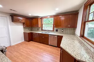 3919 Houston St, Greenville, TX 75401 - Photo 6