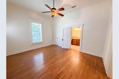 3919 Houston Street, Greenville, TX 75401 - Photo 4