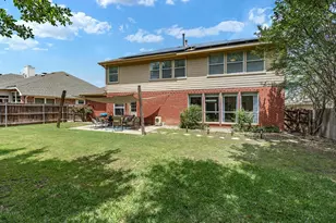 2308 Denham Dr, Arlington, TX 76001 - Photo 2